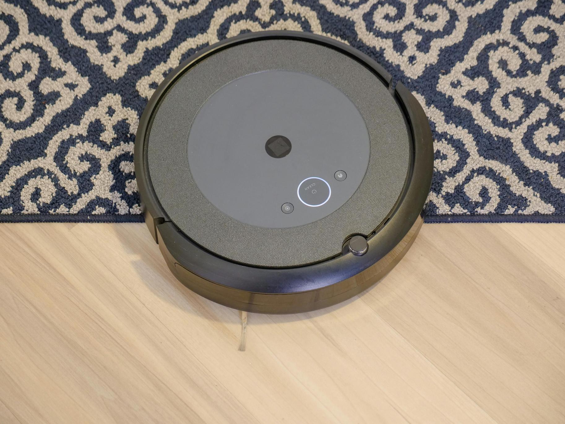 wie man einen iRobot Roomba reinigt