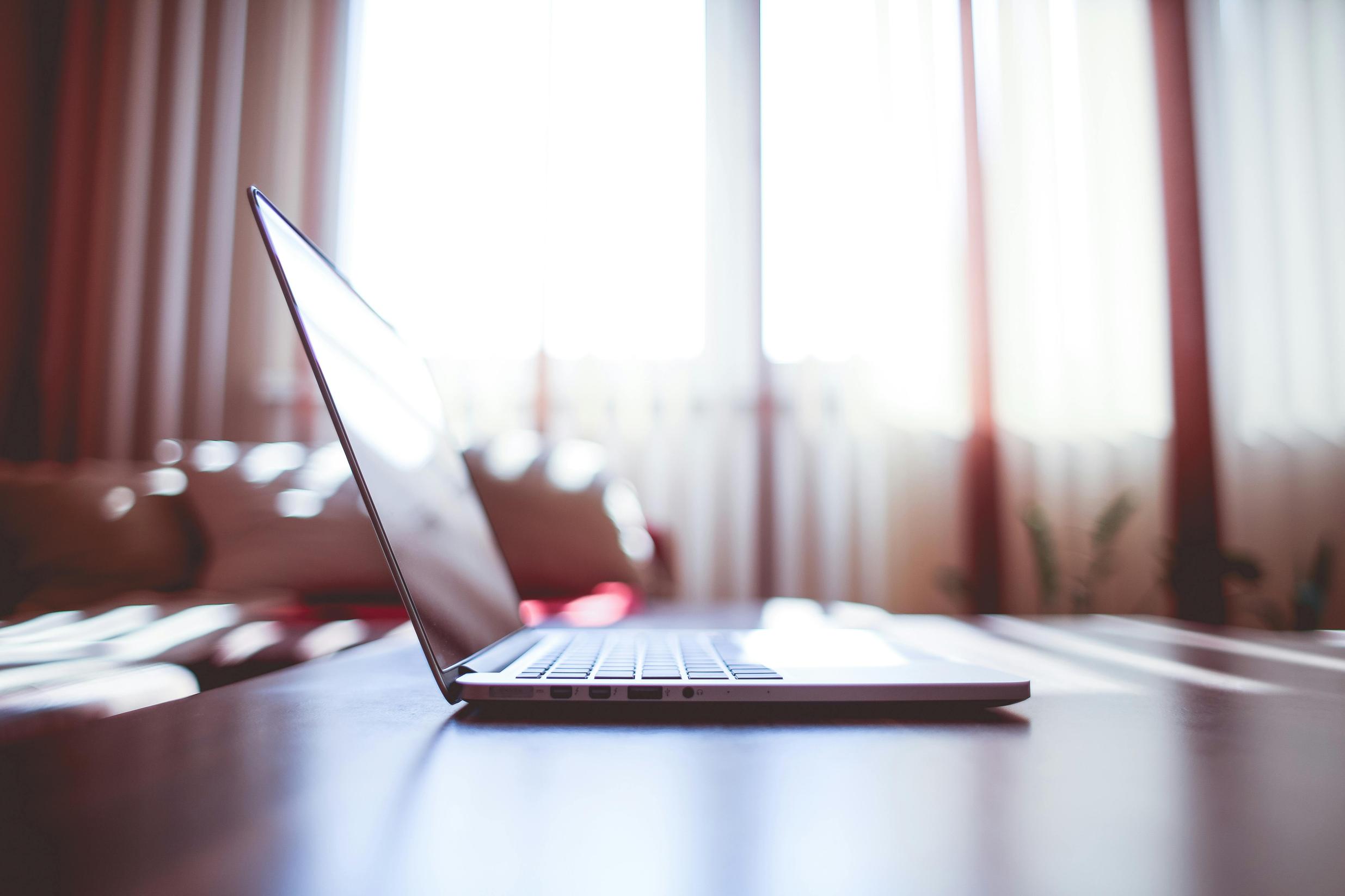 cómo encender una computadora de Windows con el teclado